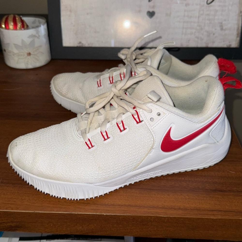 Women’s Nike Volleyball Shoes